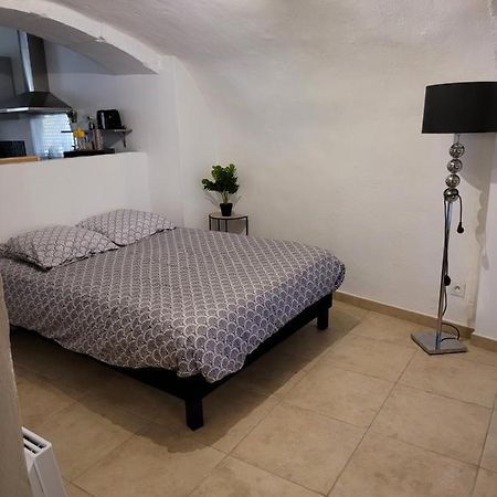 F1 Rez De Chaussee Au Coeur De Pont-Saint-Esprit Dış mekan fotoğraf